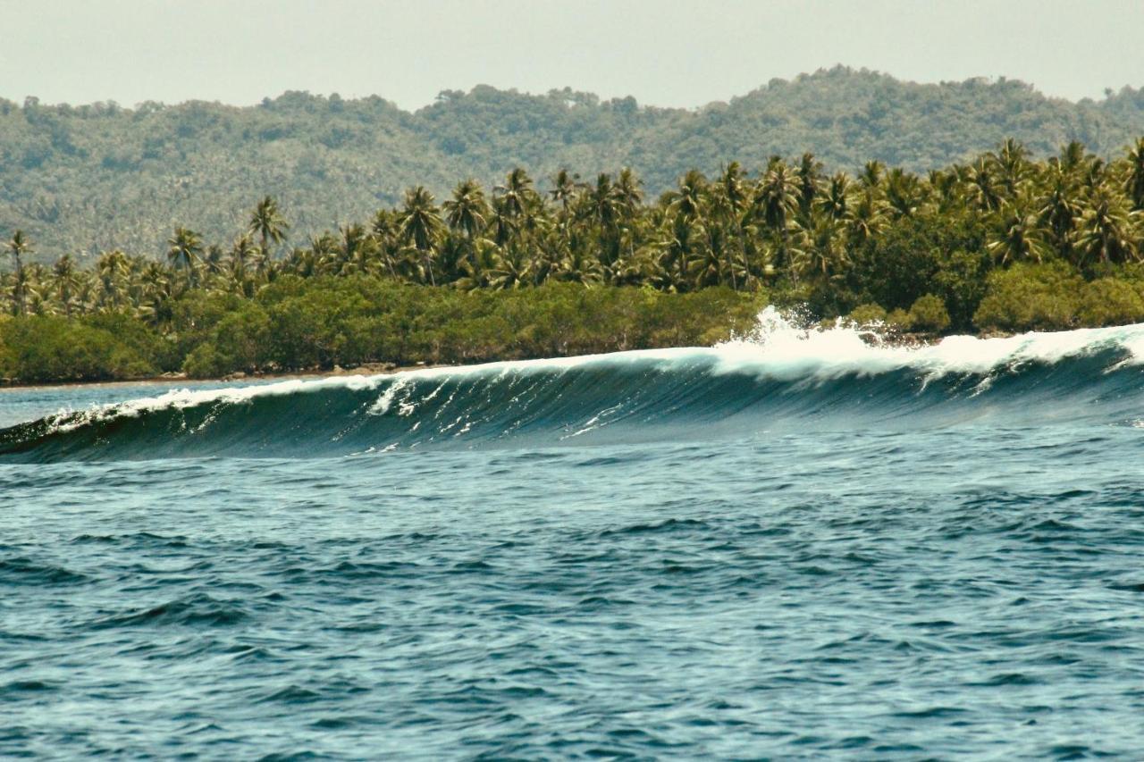 Hotel "Triangle Hut" Camp Fuego Siargao Catangnan Exterior foto